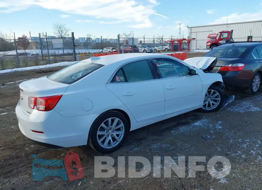 1G11D5SL3FF299429 Photo# 4