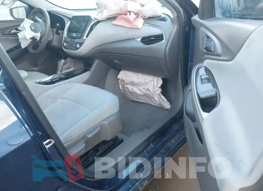 1G1ZD5ST3KF160981 Photo# 5