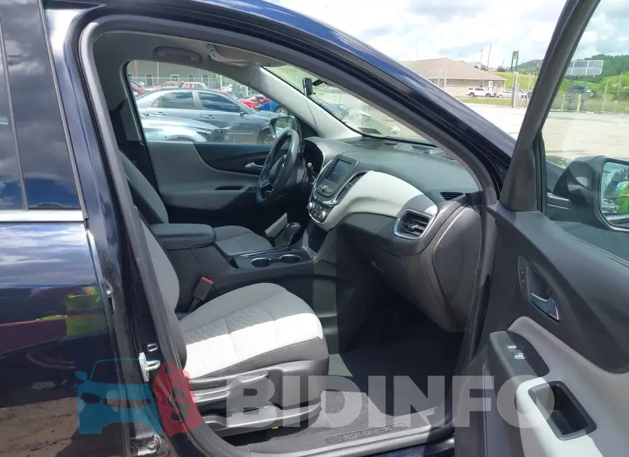 2GNAXTEV7L6228635 Photo# 5