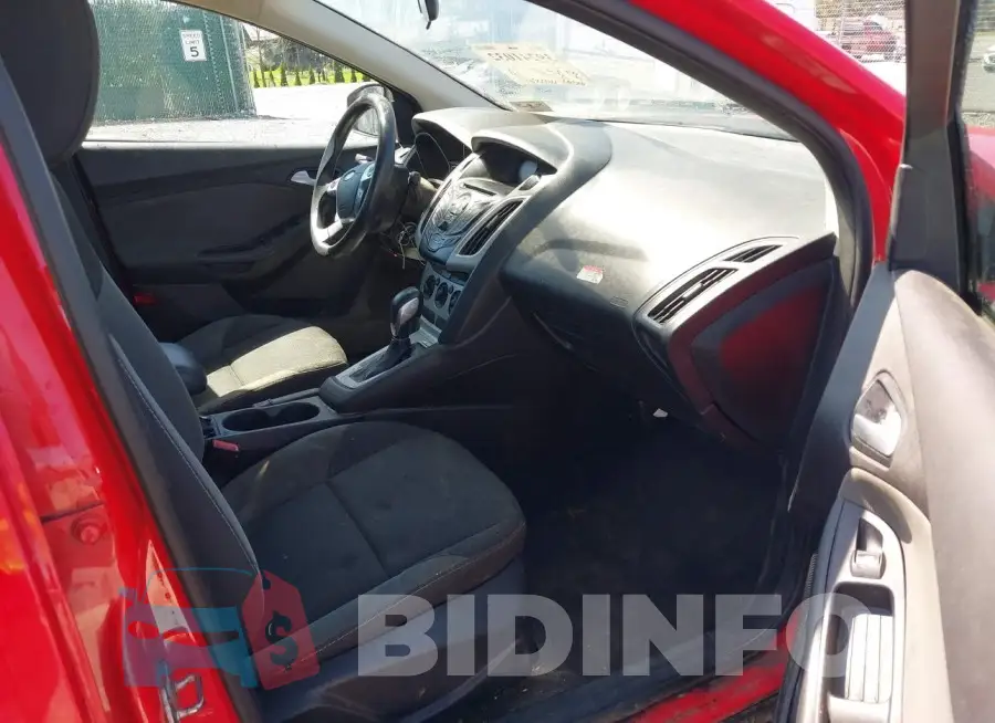 1FADP3F28EL449817 Photo# 5
