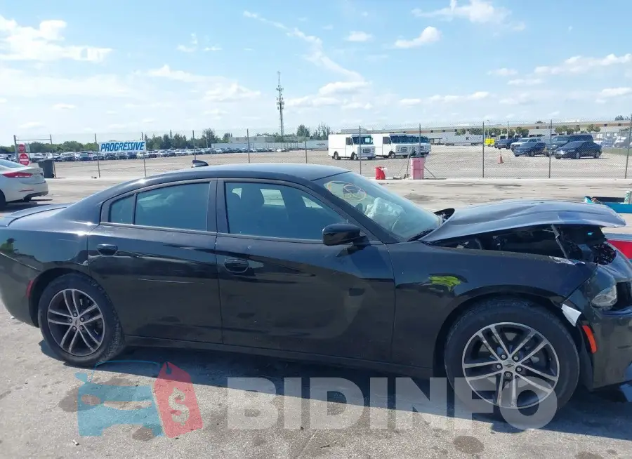 2C3CDXJG4KH555347 Photo# 13