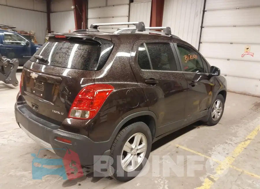 KL7CJLSB4FB261040 Photo# 4