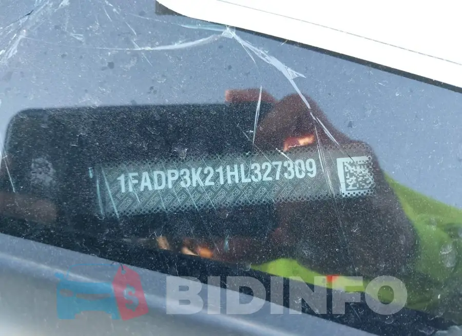 1FADP3K21HL327309 Photo# 9