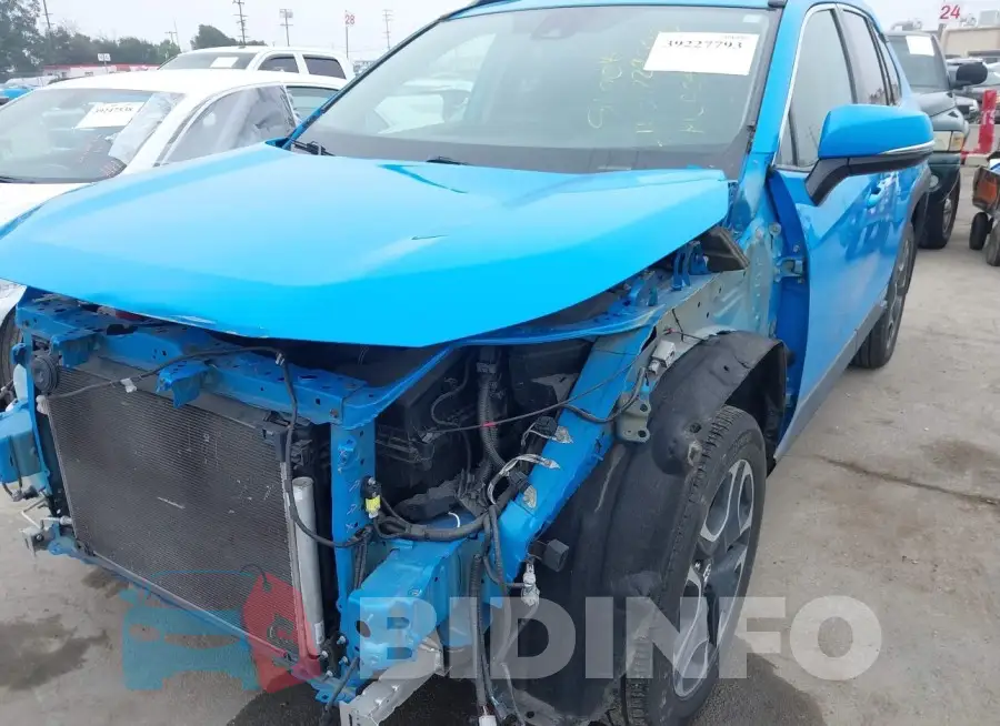 2T3J1RFV9KW005284 Photo# 6
