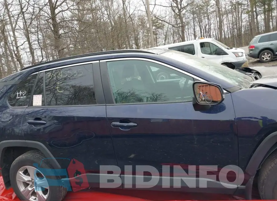 2T3P1RFV3LC061069 Photo# 13