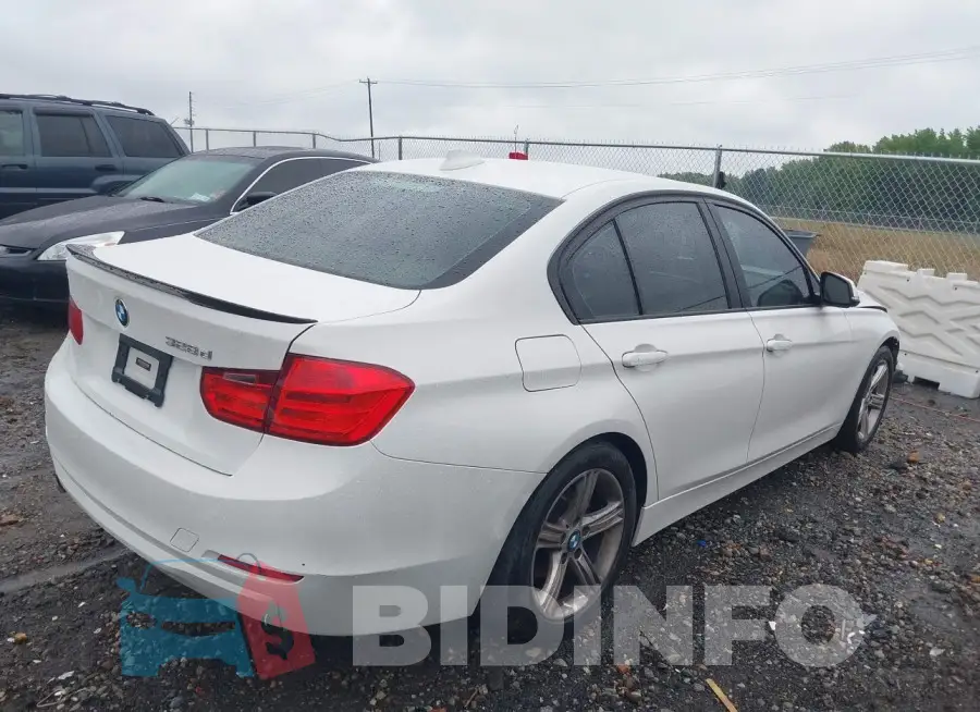 WBA3D3C58EK155673 Photo# 4