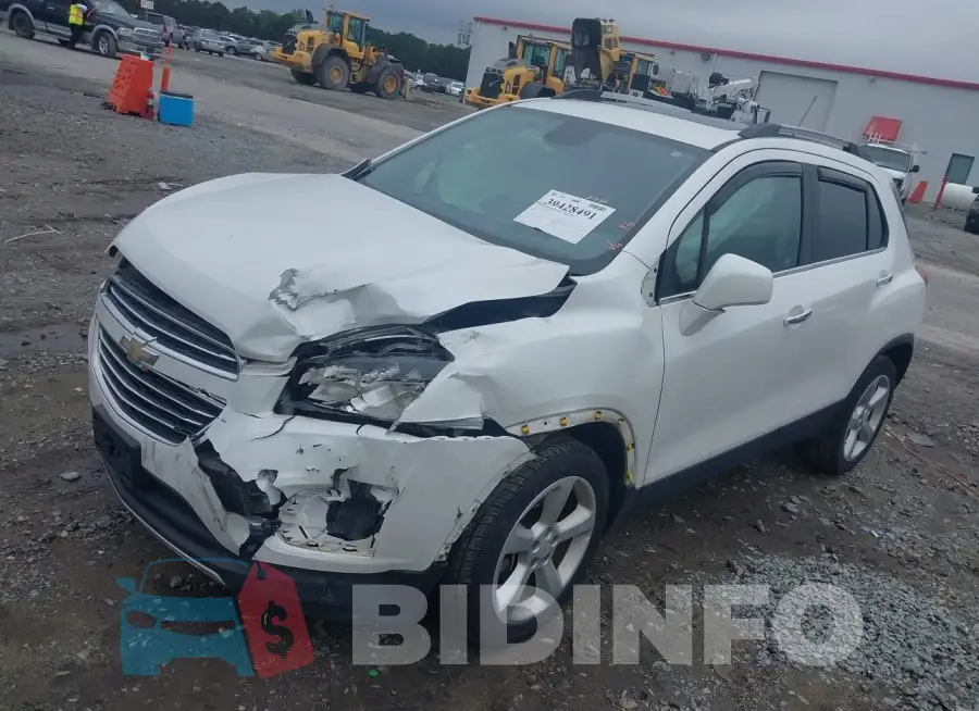 KL7CJTSB5FB261273 Photo# 2
