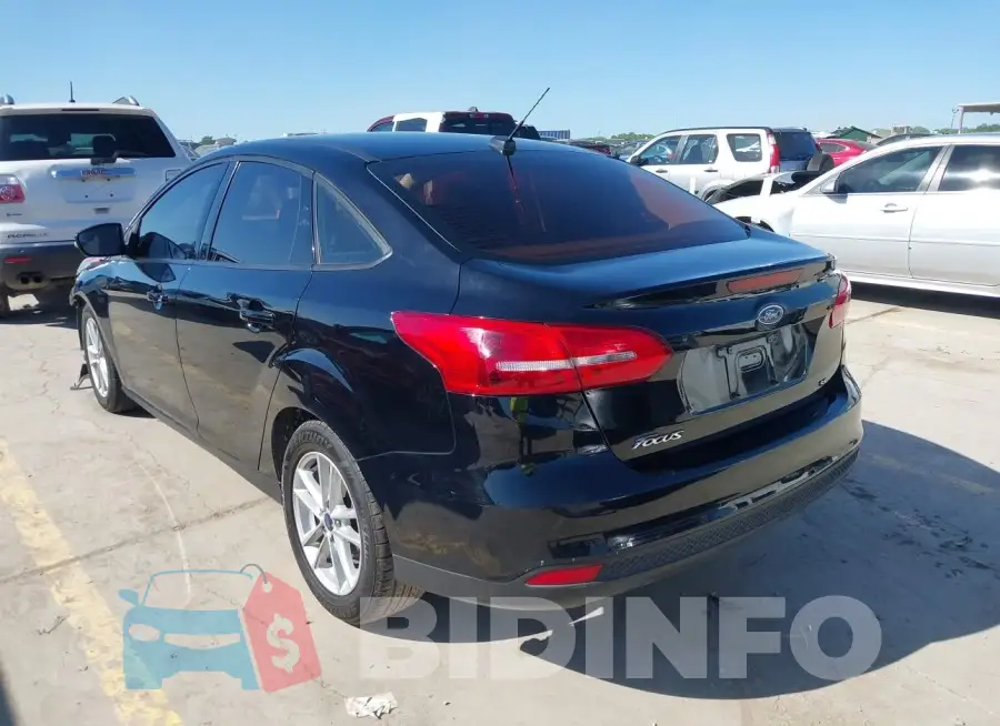 1FADP3F2XHL332633 Photo# 3