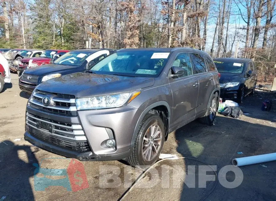 5TDJZRFH6JS528085 Photo# 2