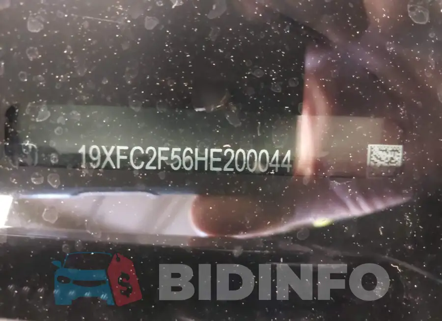 19XFC2F56HE200044 Photo# 16