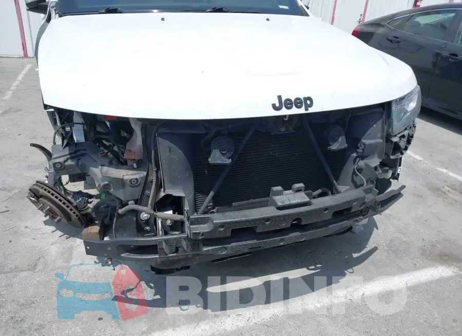 1C4RJEAG2FC160255 Photo# 6