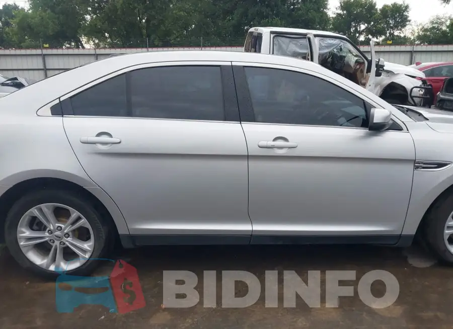 1FAHP2E81FG114068 Photo# 14