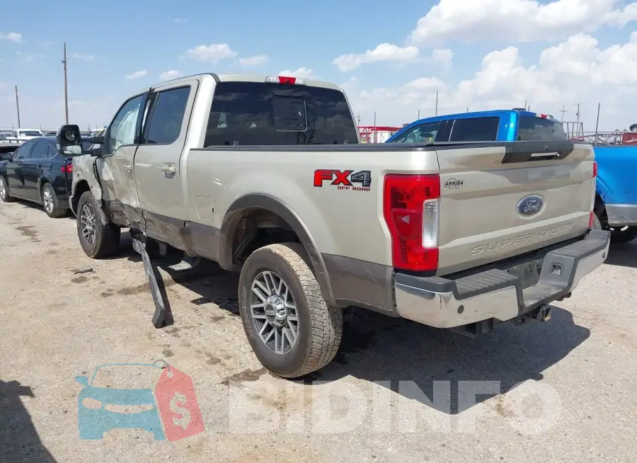 1FT7W2BT1JEB71473 Photo# 3
