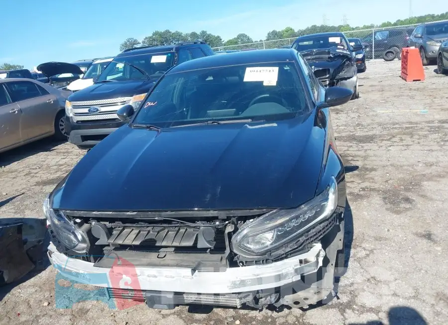 1HGCV1F30KA170685 Photo# 6