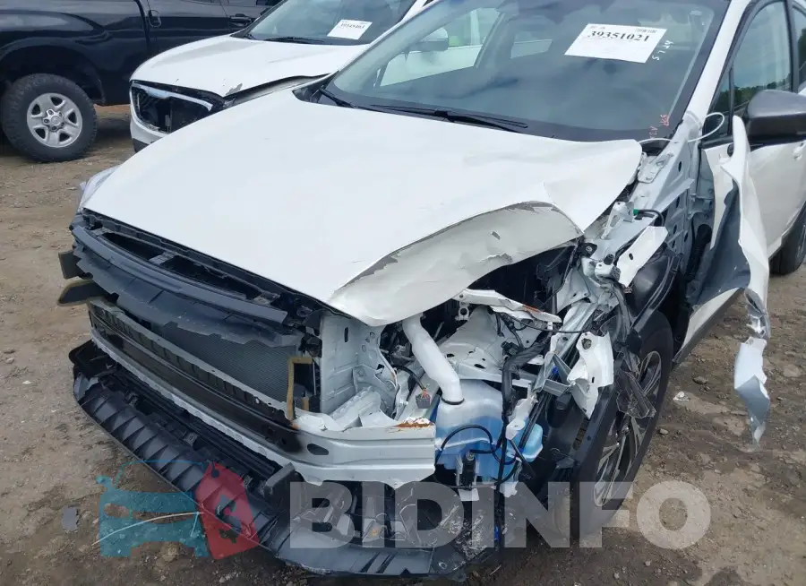 JF2GUADC5RH272735 Photo# 6