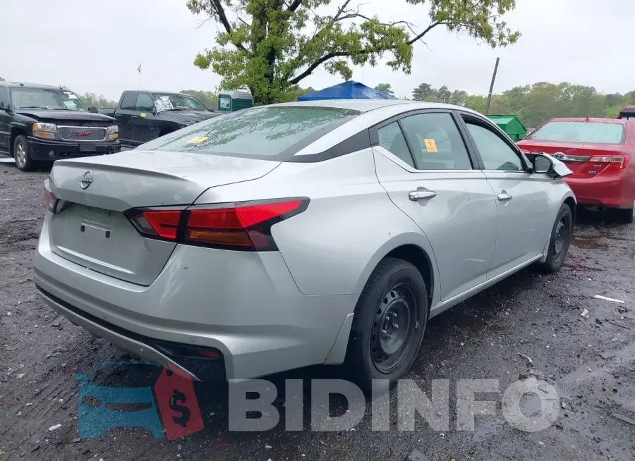 1N4BL4BV2PN411256 Photo# 4