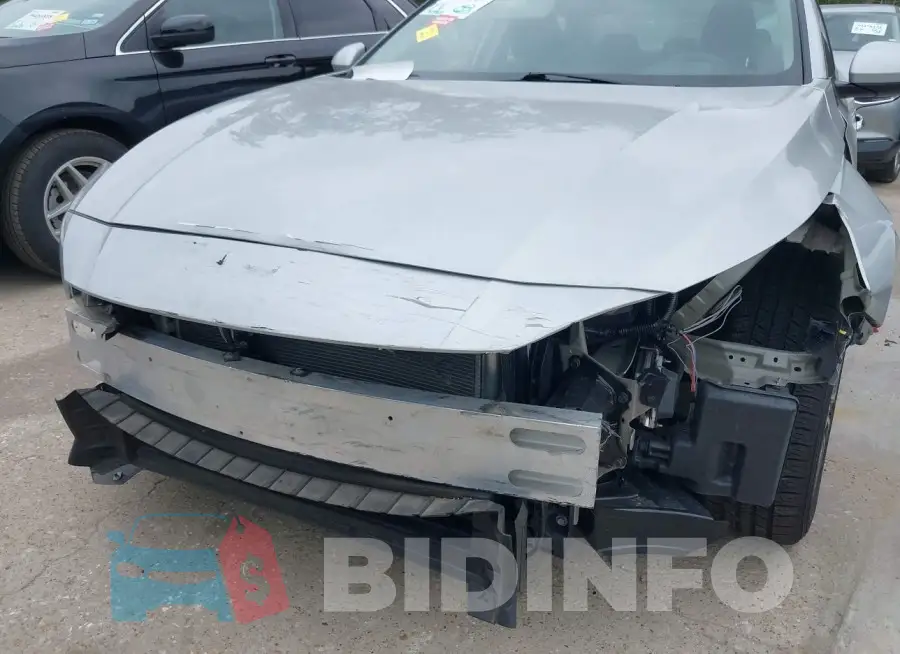 1N4BL4DVXPN315937 Photo# 6