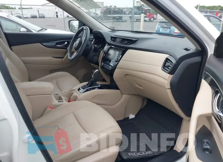KNMAT2MV2JP579708 Photo# 5