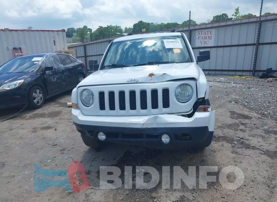 1C4NJRFB4ED862153 Photo# 12