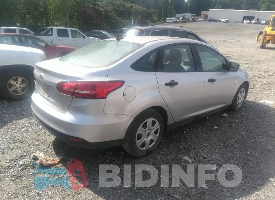 1FADP3E23HL305937 Photo# 4