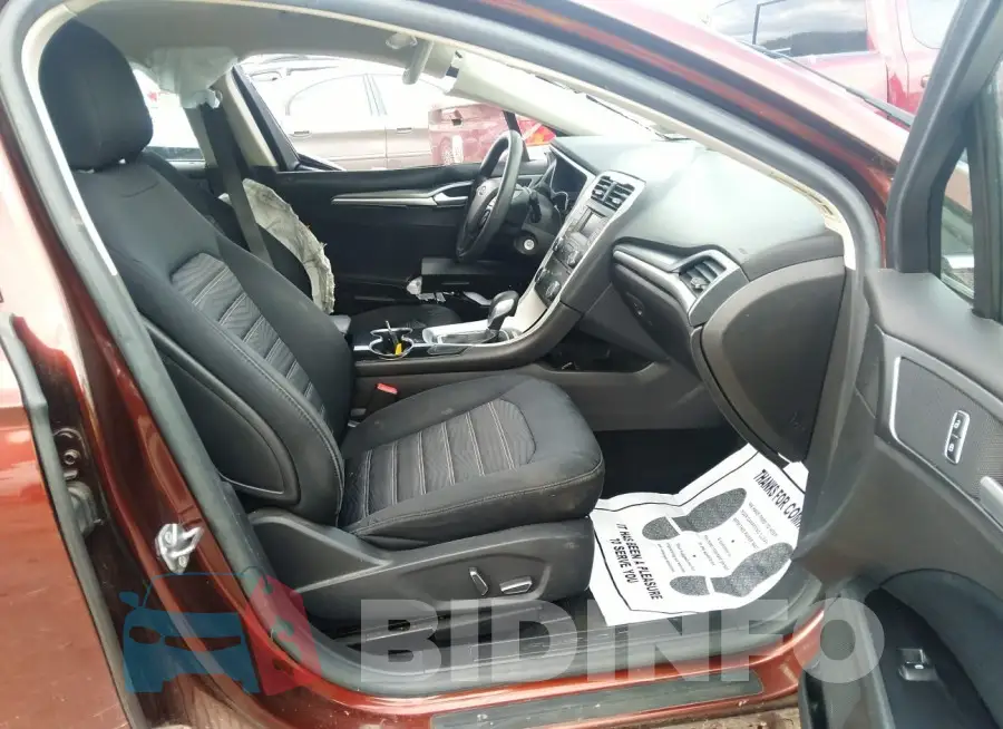 3FA6P0HDXGR171187 Photo# 5