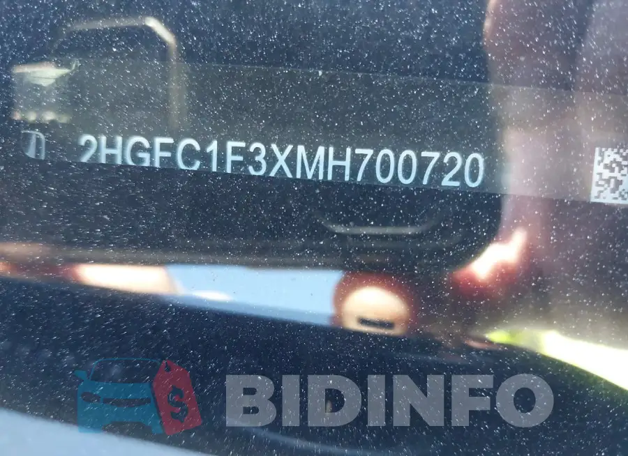 2HGFC1F3XMH700720 Photo# 9