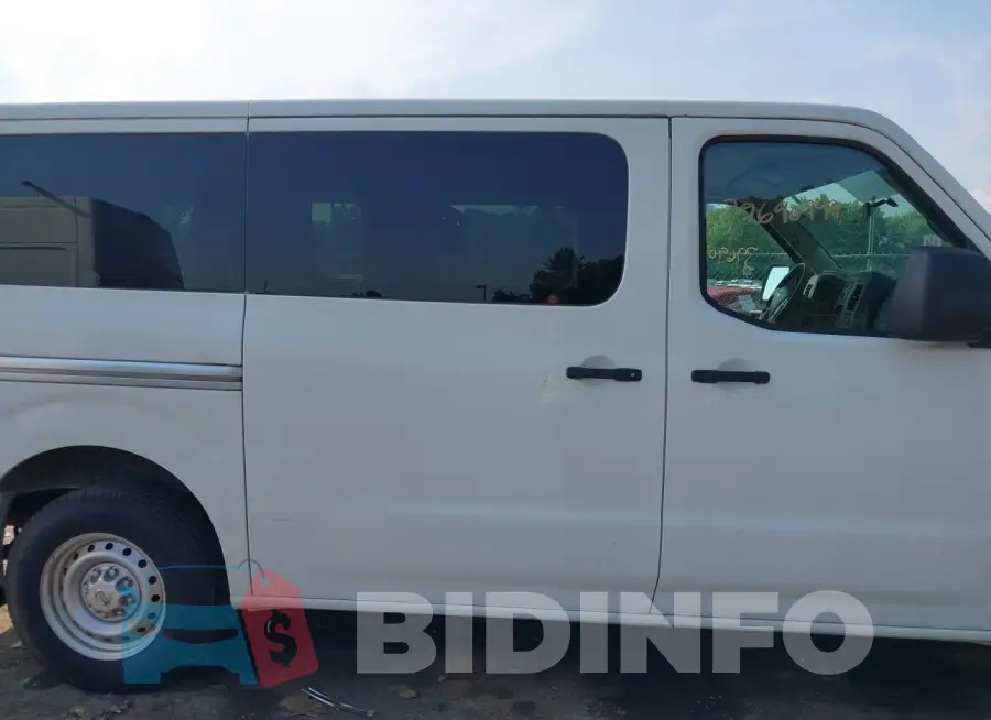 5BZBF0AA2GN852670 Photo# 13