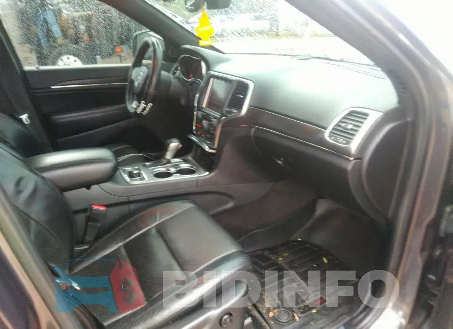 1C4RJFBG3JC195237 Photo# 5
