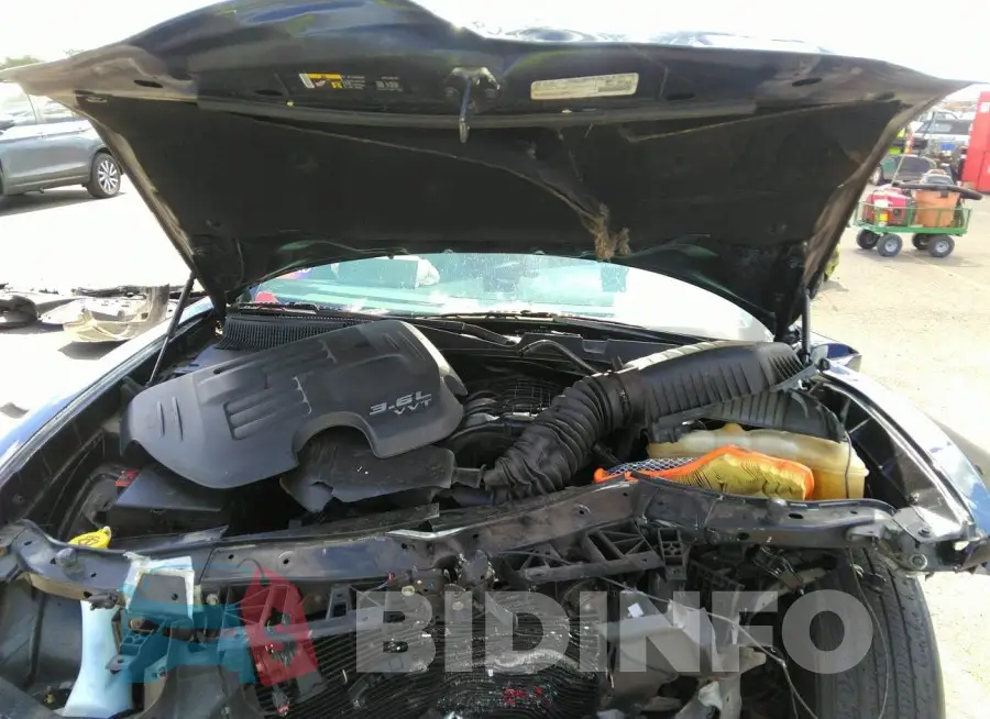 2C3CDXBG9JH261231 Photo# 10