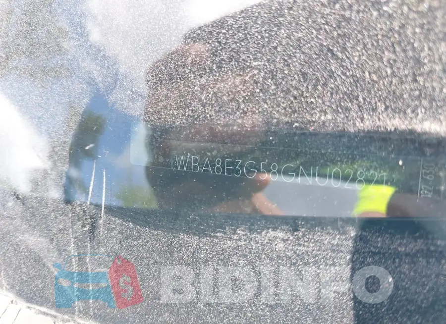 WBA8E3G58GNU02821 Photo# 9