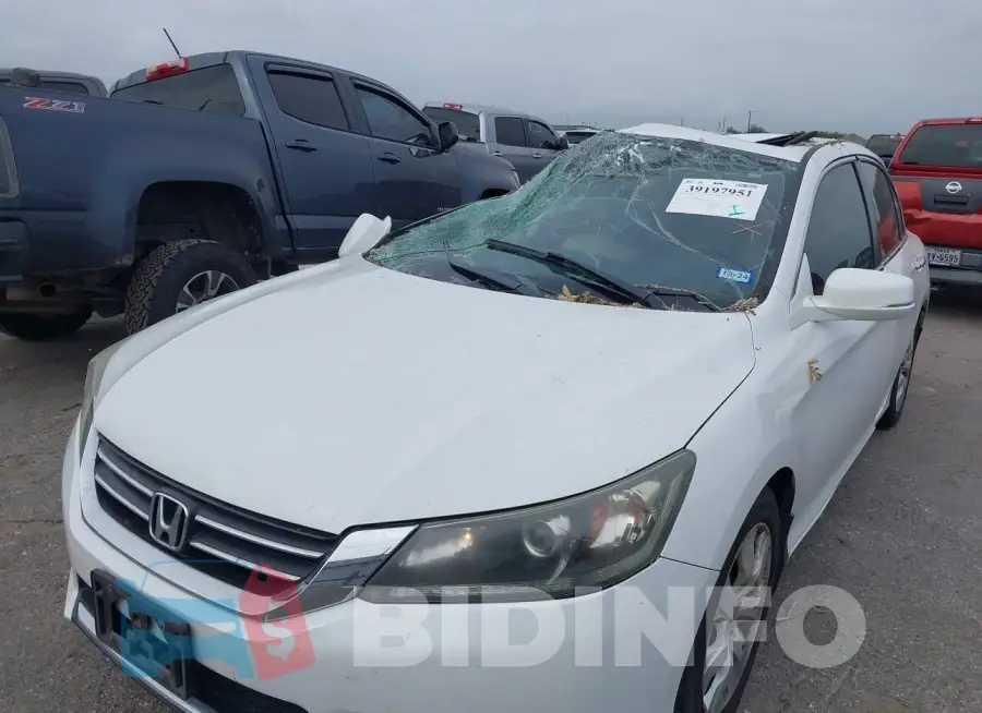 1HGCR2F86FA155572 Photo# 2