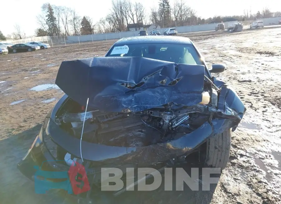 2C3CDXJG0JH316845 Photo# 6