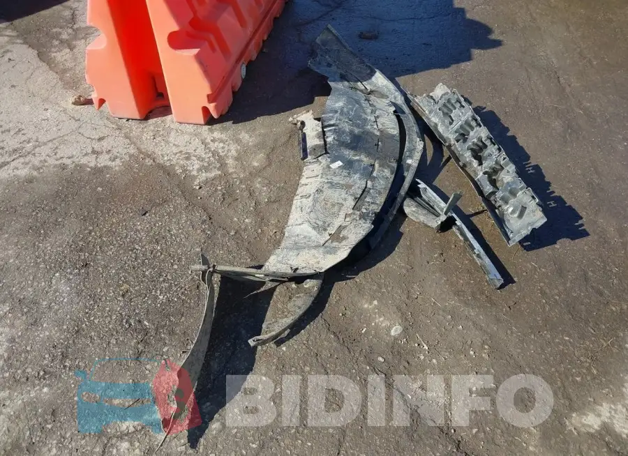 1FAHP2F82FG170924 Photo# 12