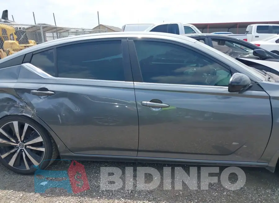 1N4BL4CV1LC115519 Photo# 14