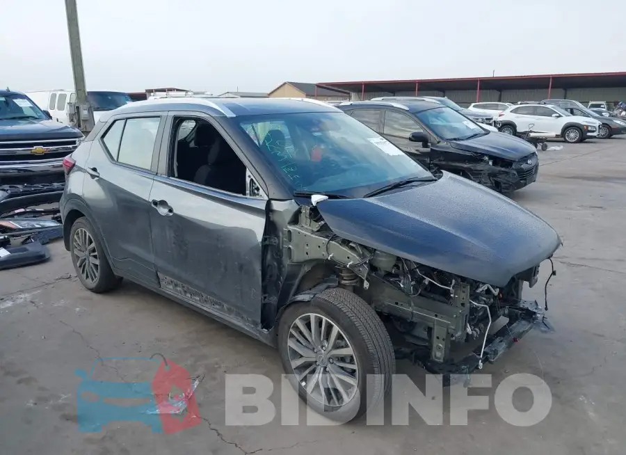 3N1CP5CV2PL526742 Photo# 1