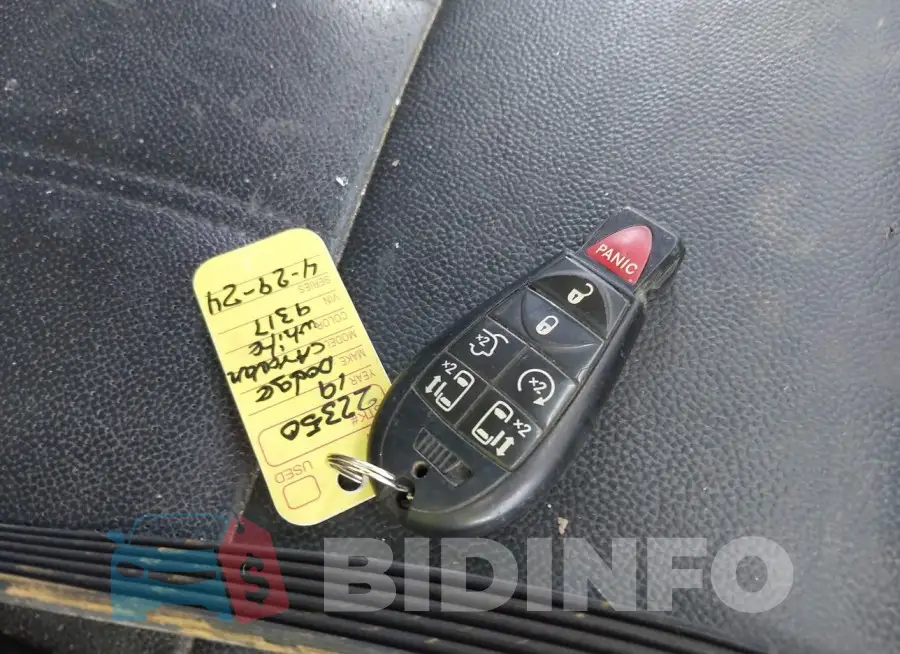 2C4RDGEG5KR529317 Photo# 11