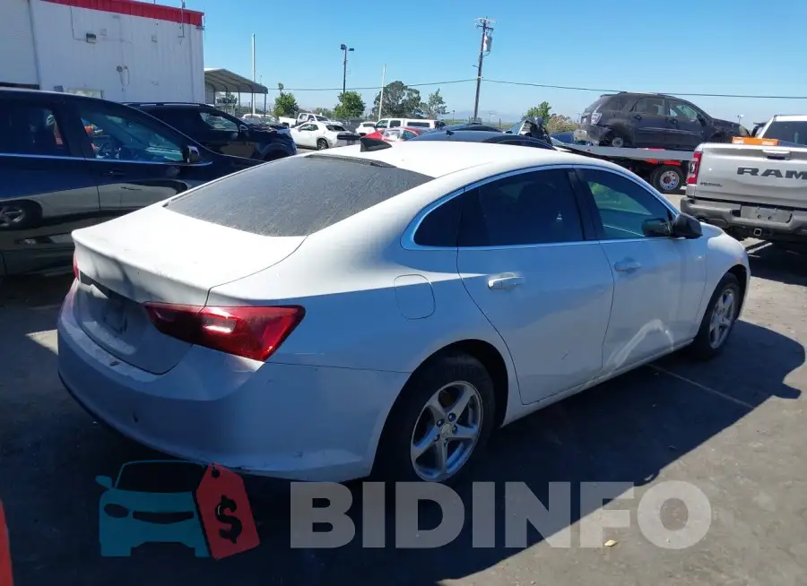 1G1ZB5ST6HF176882 Photo# 4