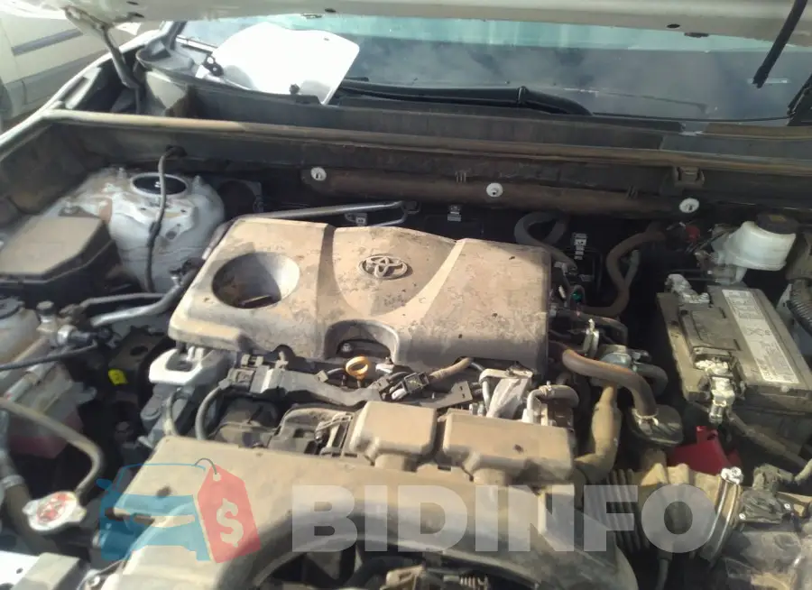2T3C1RFV5KW034855 Photo# 10