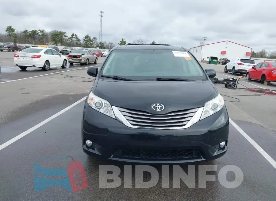 5TDYK3DCXGS765856 Photo# 13