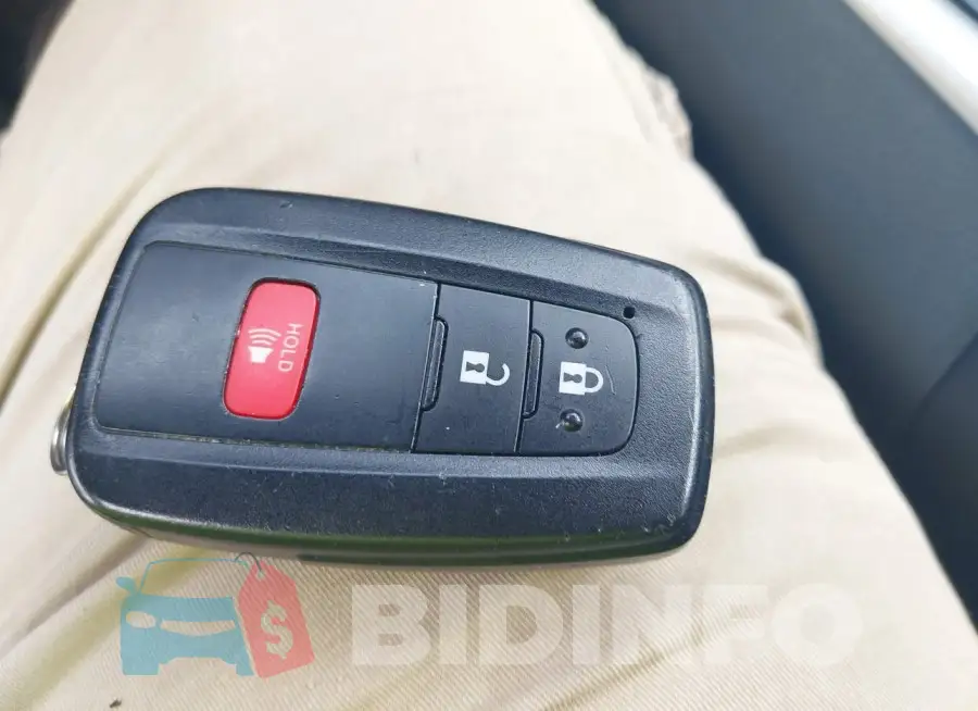 JTMP1RFV6KD520279 Photo# 11