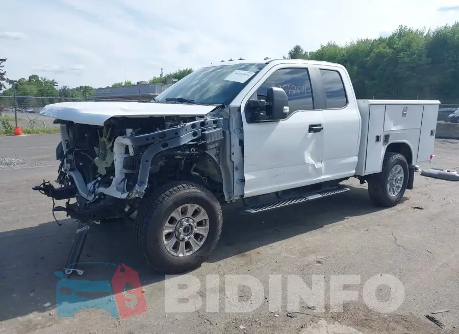 1FT8X3BN8NED62452 Photo# 2
