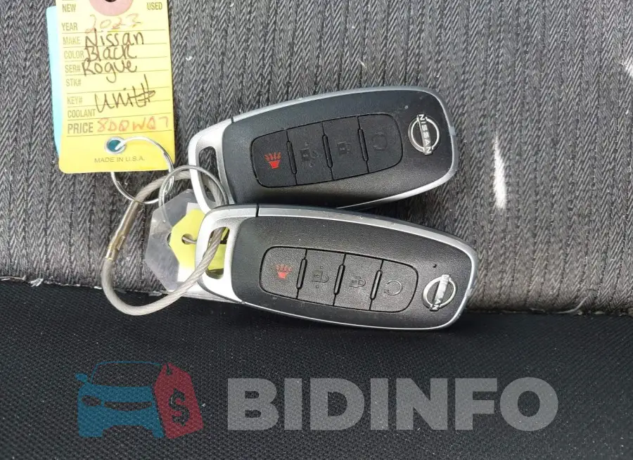 5N1BT3BA8PC764450 Photo# 11