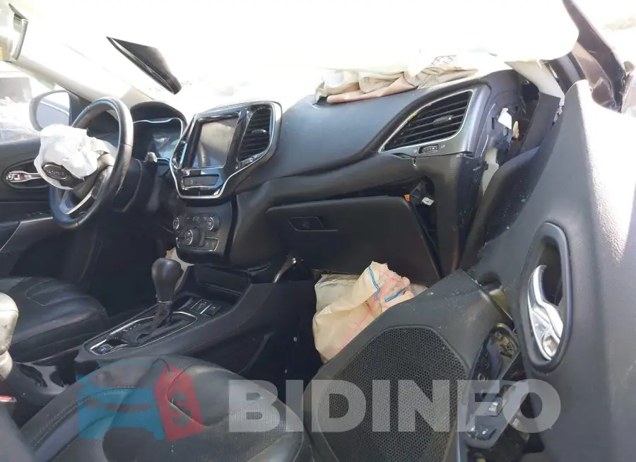 1C4PJLDN5KD242586 Photo# 5