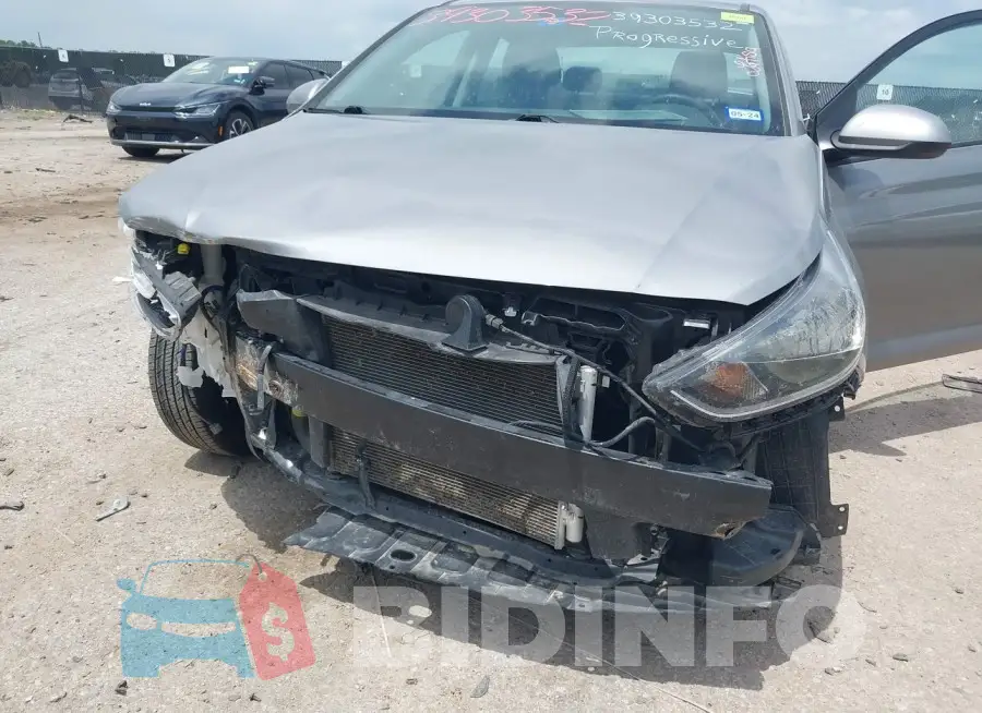 3KPC24A65NE171794 Photo# 6