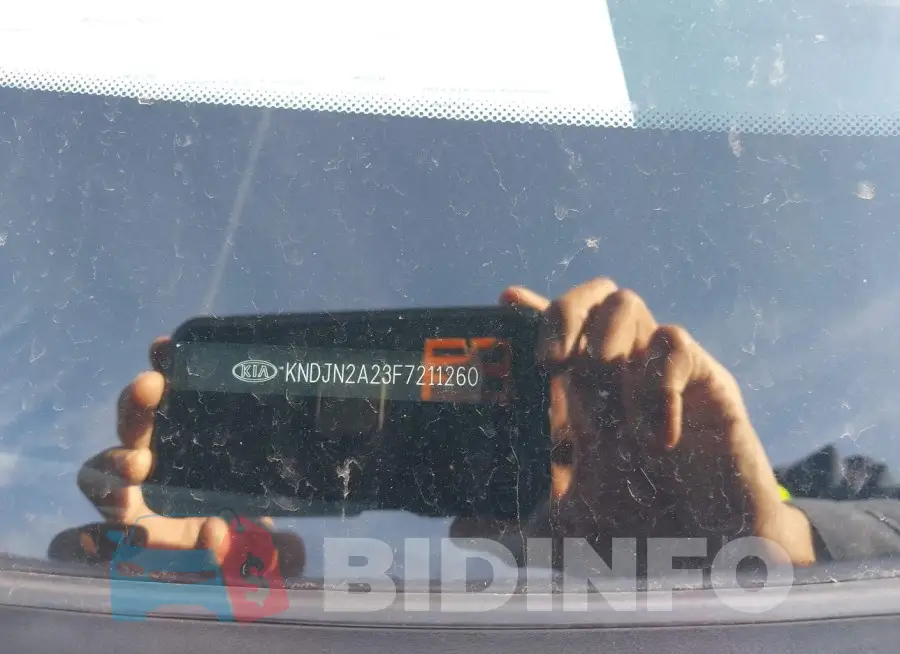 KNDJN2A23F7211260 Photo# 9