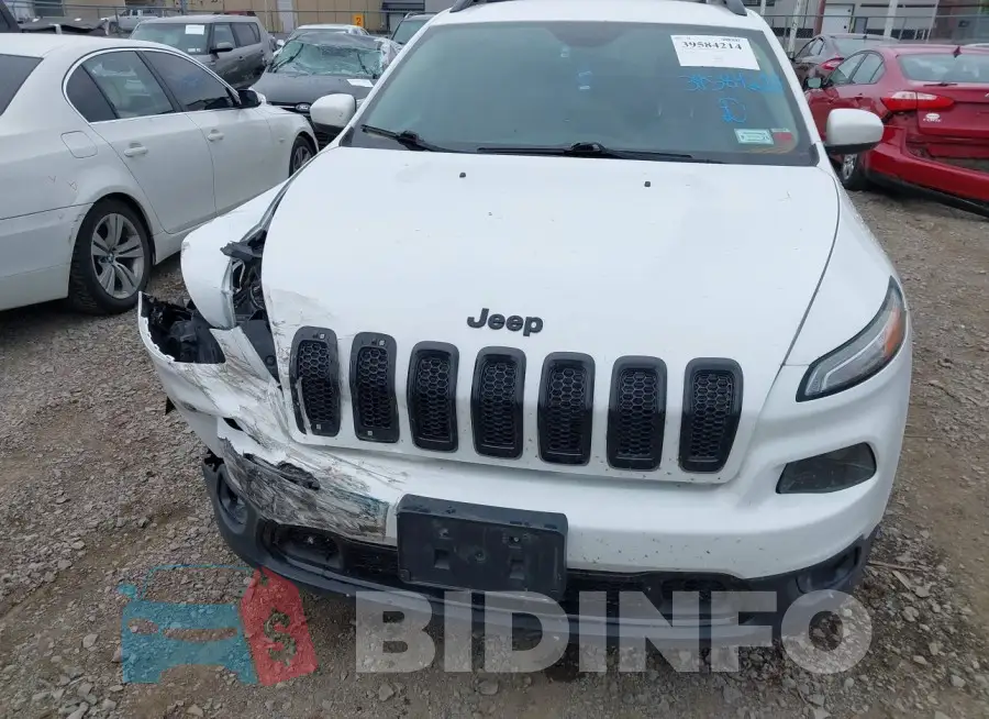 1C4PJMCB0FW746292 Photo# 13