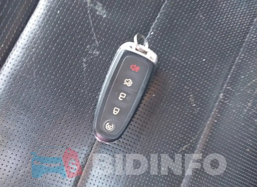 1FAHP2F84FG171413 Photo# 11