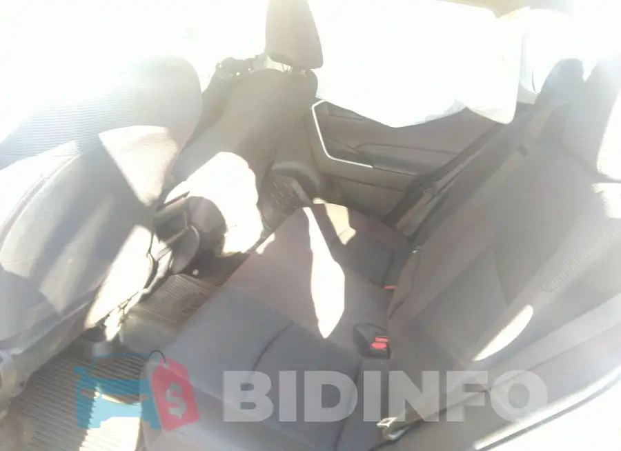 JTMF1RFV2KD011253 Photo# 8