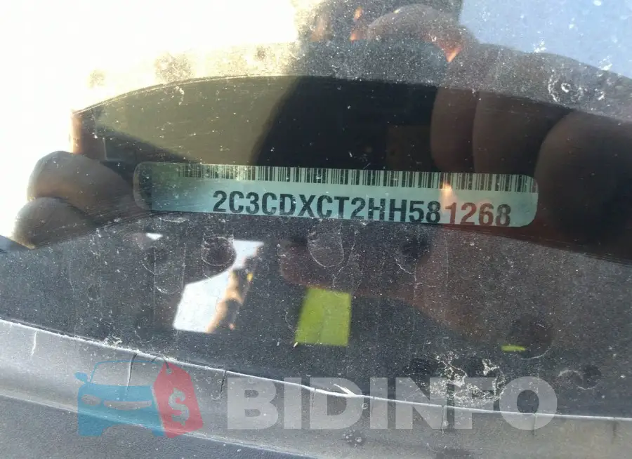 2C3CDXCT2HH581268 Photo# 9