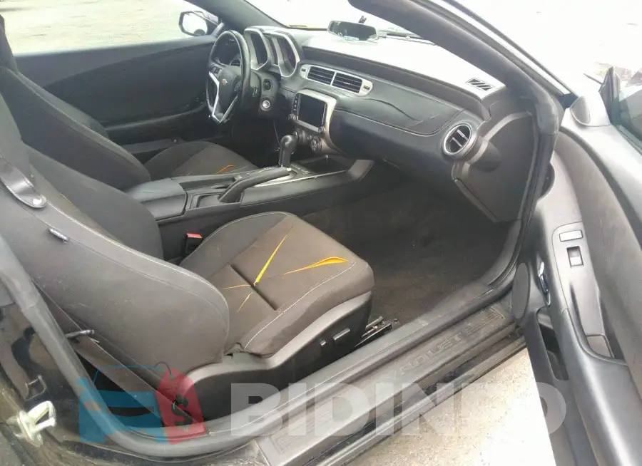 2G1FD3D33F9182028 Photo# 5